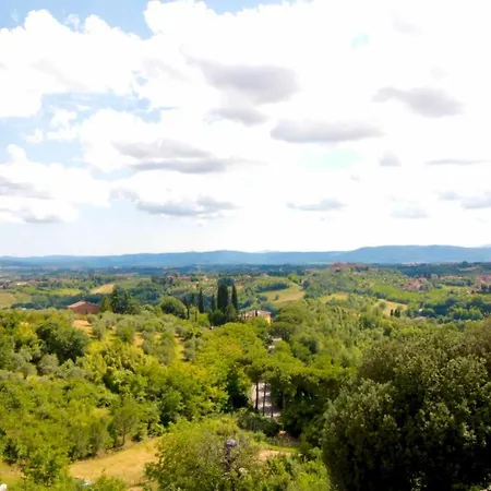Casa vacanze @151 Siena